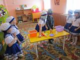 Эстафета "Собери вещи в поход".