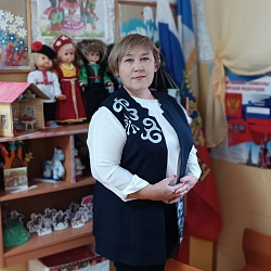 Юмакаева Разиля Фахритдиновна.